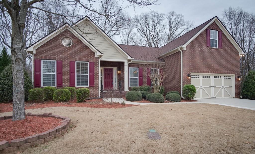 1528 Centerville Drive - Photo 1