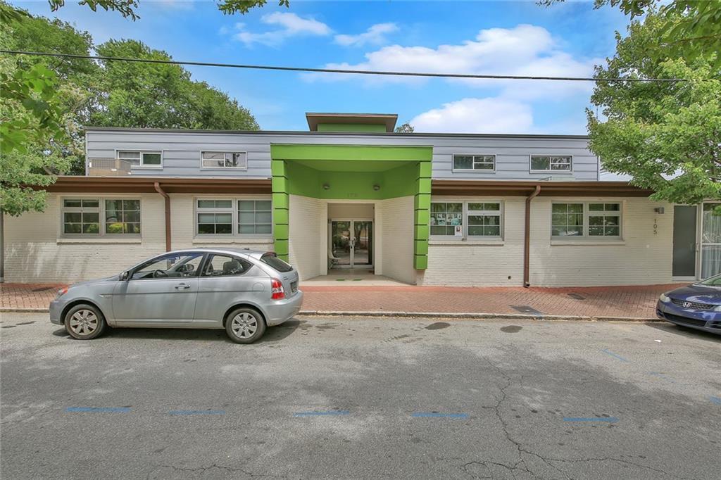172 Carroll Street - Photo 1