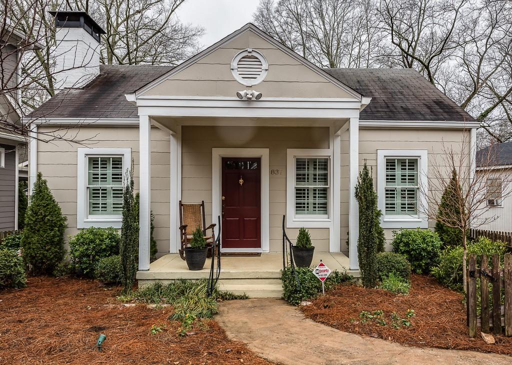 837 Lake Drive - Photo 1