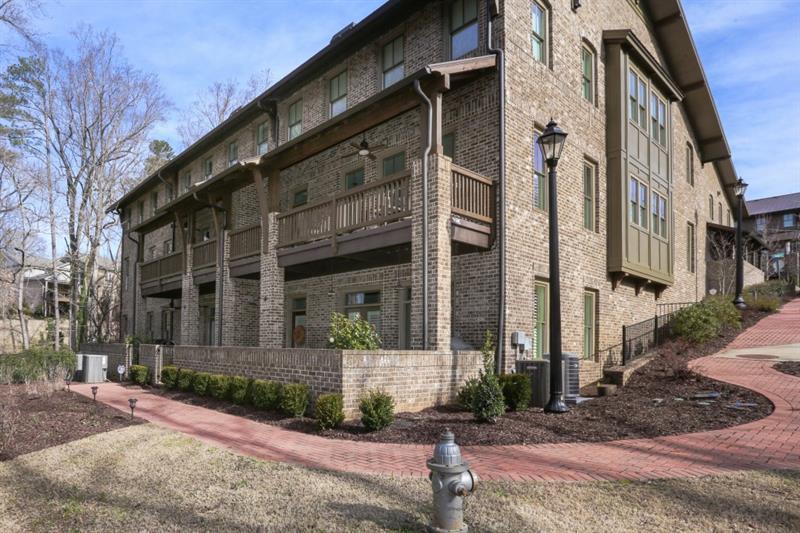 105 Webb Street - Photo 1