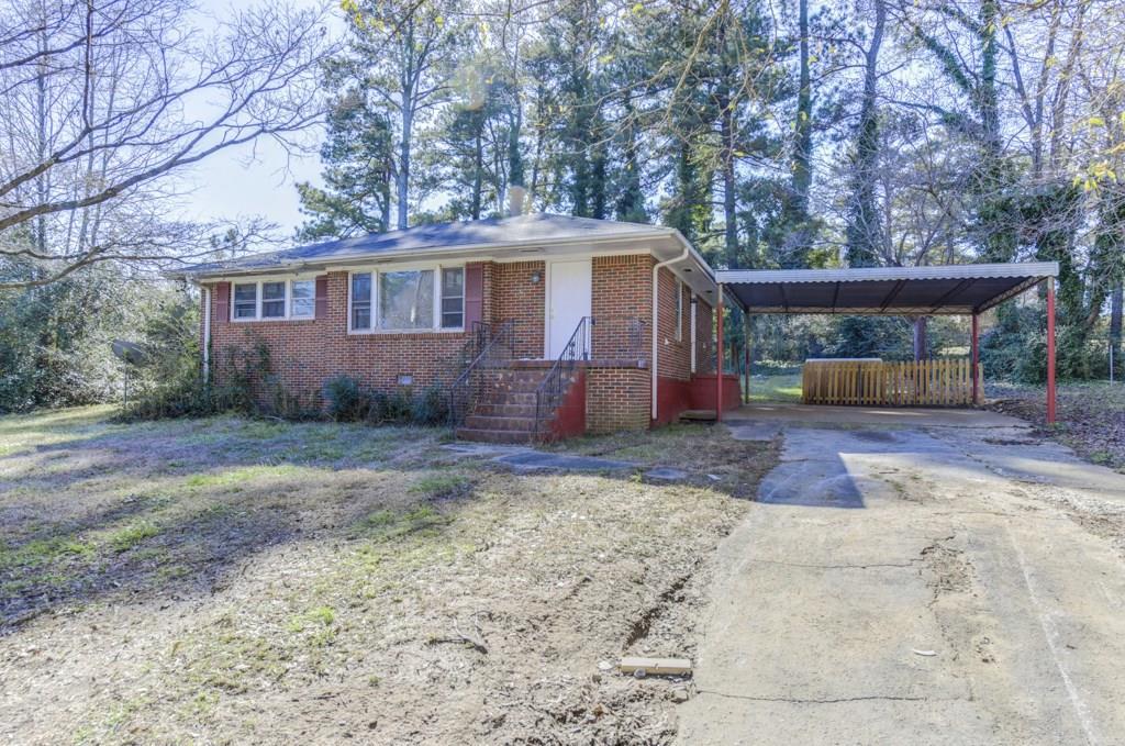 1205 Stoneybrook Road - Photo 1