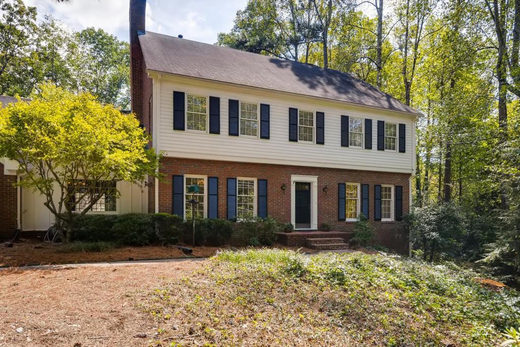 1290 Heards Ferry Road - Photo 1