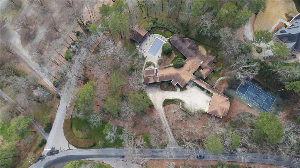 630 Broadland Road - Photo 1