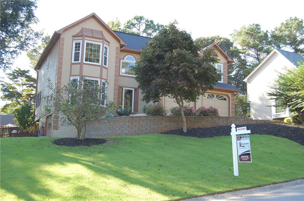 606 Stillwood Drive - Photo 1