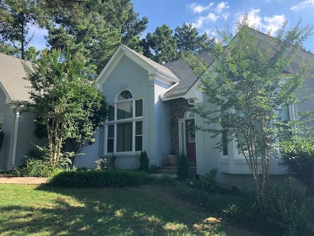 5815 Silverthorn Drive - Photo 1