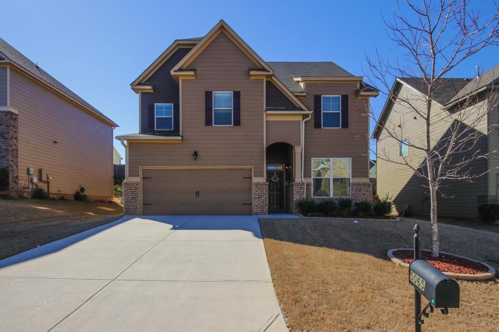 5065 Rialto Way - Photo 1