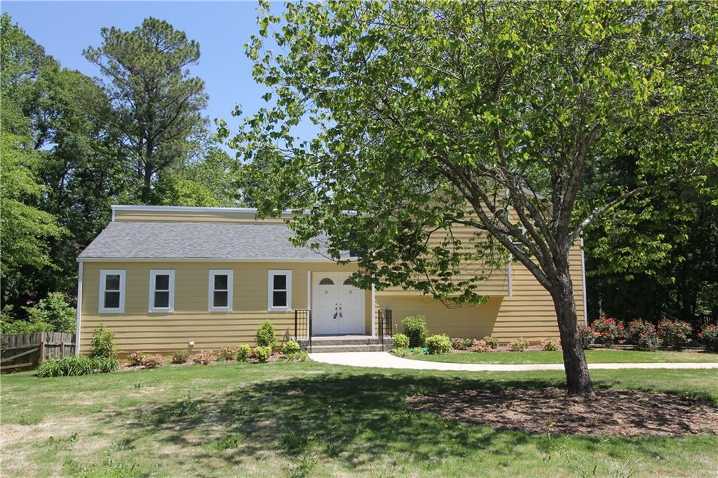 3640 Autumn Leaves Lane - Photo 1