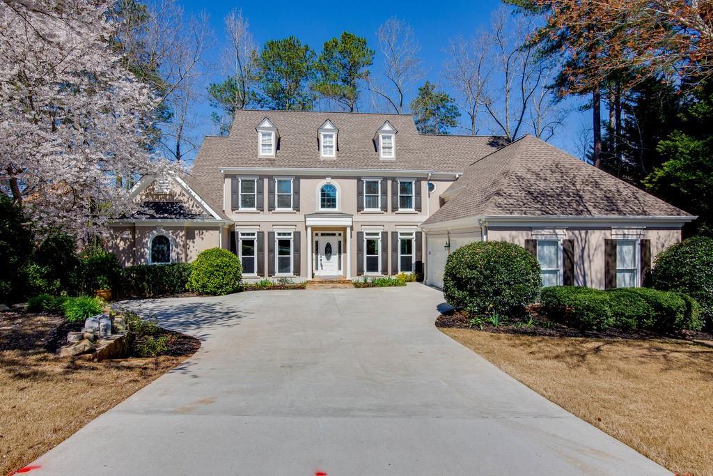 2279 Edgemere Lake Circle - Photo 1