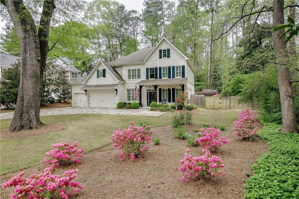 580 Windsor Parkway - Photo 1