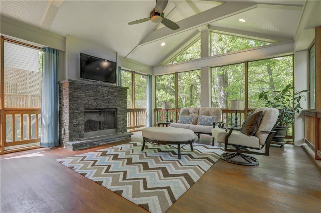 1433 Sheridan Walk - Photo 1