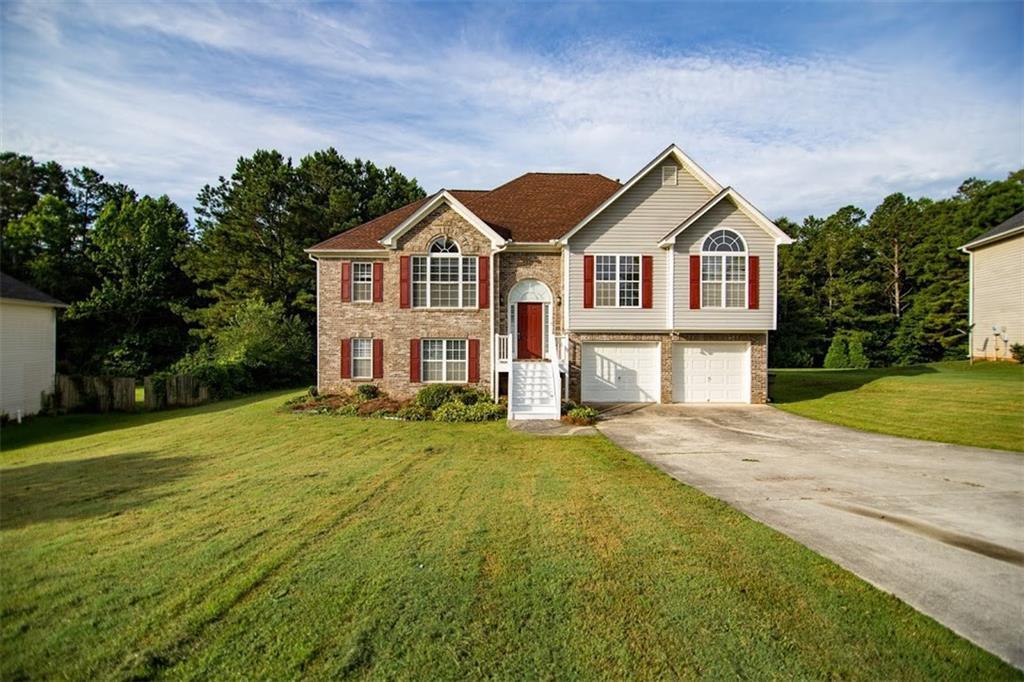 693 Bramlett Way - Photo 1