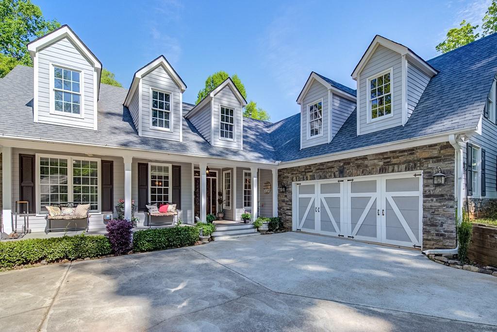 5585 Chestatee Landing Drive - Photo 1