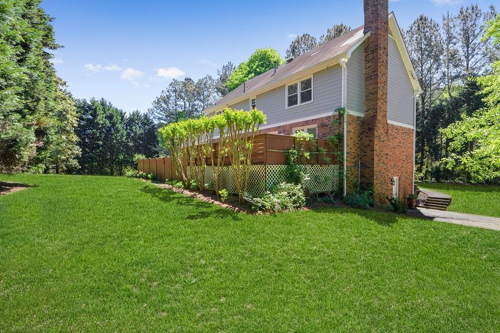 5090 Spalding Drive - Photo 1