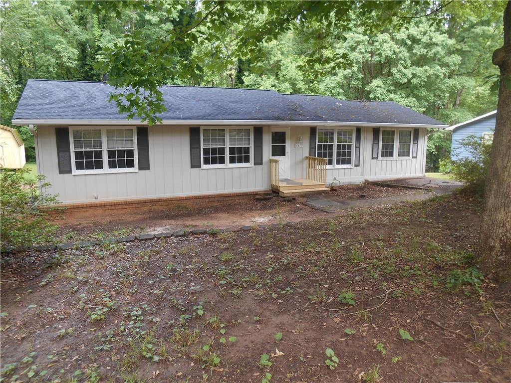 5577 Oak Grove Drive - Photo 1