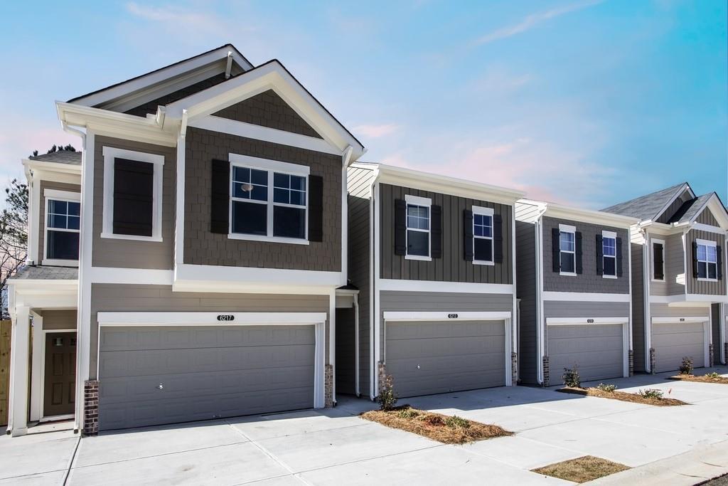 2568 Centennial Cove - Photo 1