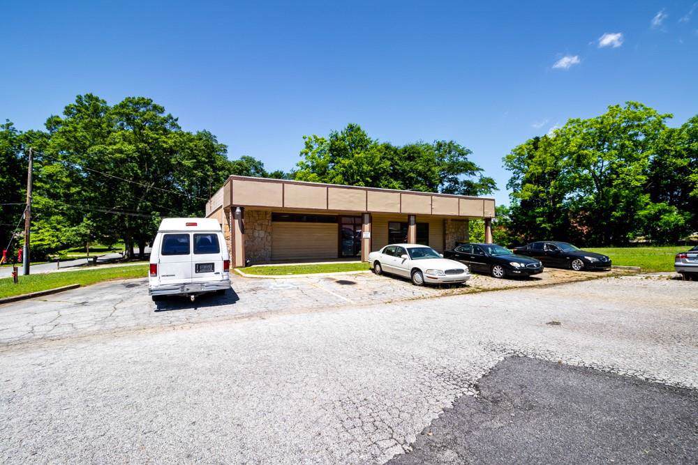 4913 West Street - Photo 1