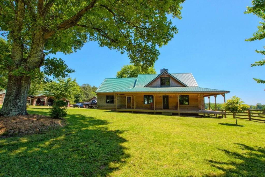 635 Reed Road - Photo 1