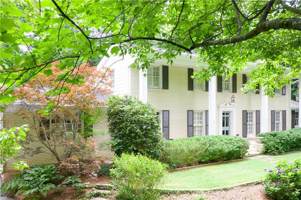 484 Tara Trail - Photo 1