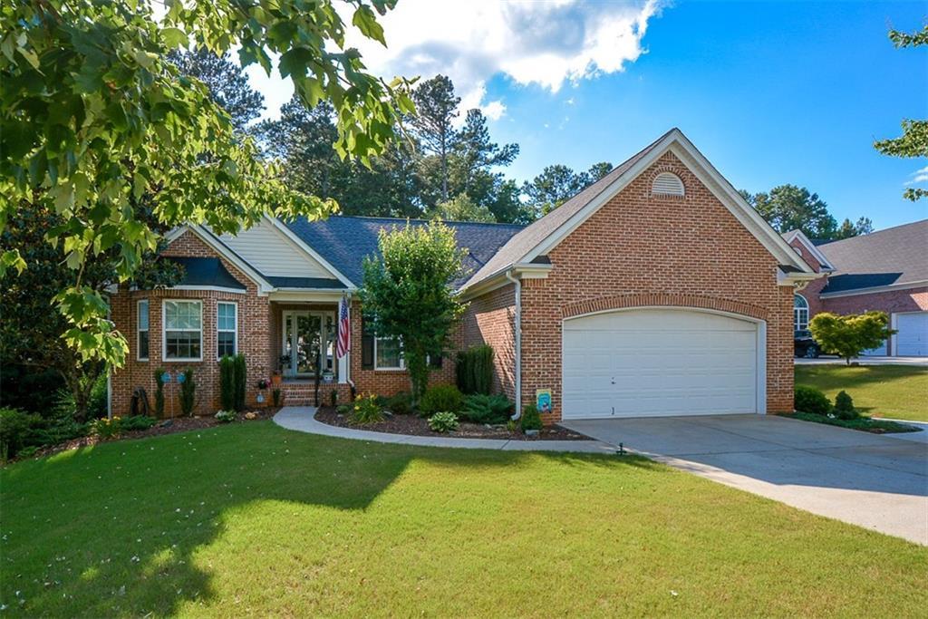 604 Grand Ashbury Lane - Photo 1