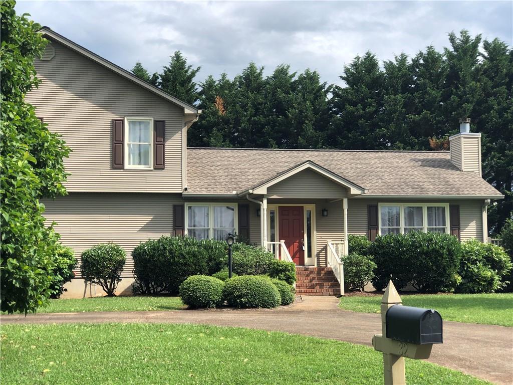 32 Hyalite Road - Photo 1