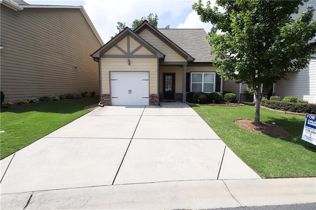 358 Highland Pointe Circle - Photo 1