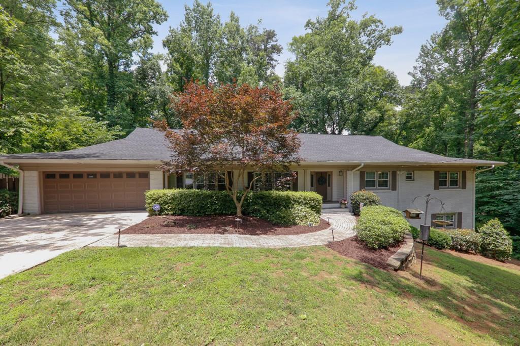 25 Michelle Circle - Photo 1