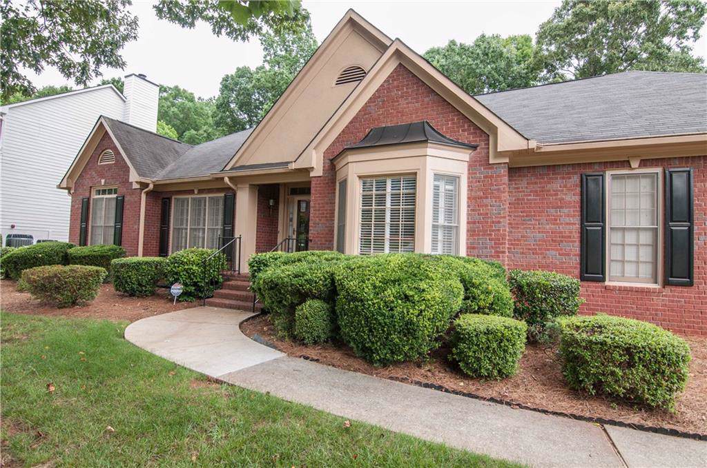 368 Lake Forest Court - Photo 1