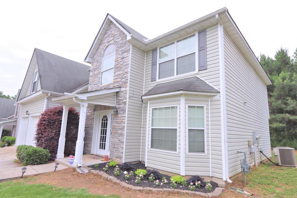 270 Randy Way - Photo 1