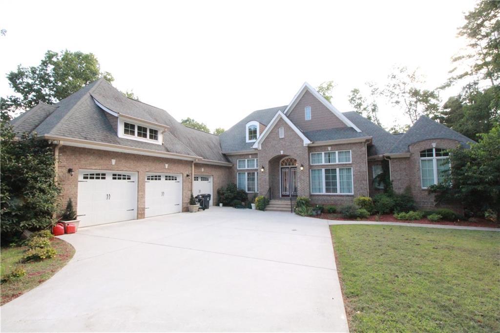 2176 Lake Ridge Terrace - Photo 1