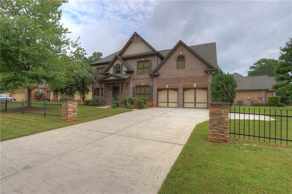 1207 Hambrick Road - Photo 1