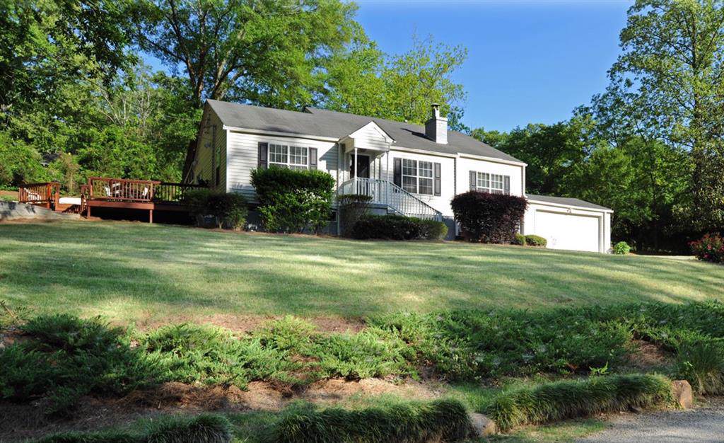 1324 Thomas Road - Photo 1