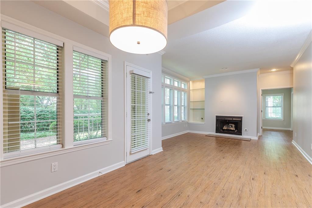 240 Renaissance Parkway - Photo 1