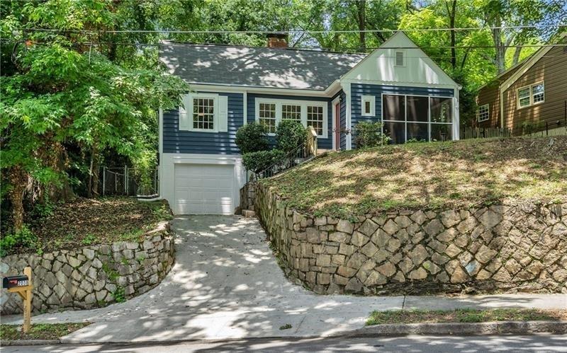 2038 Howard Circle - Photo 1