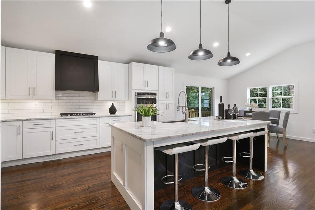 4141 Admiral Way - Photo 1