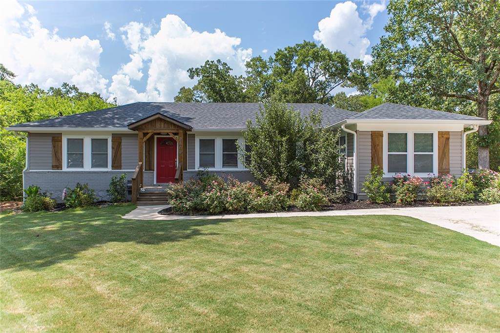 2606 Lake Ridge Circle - Photo 1