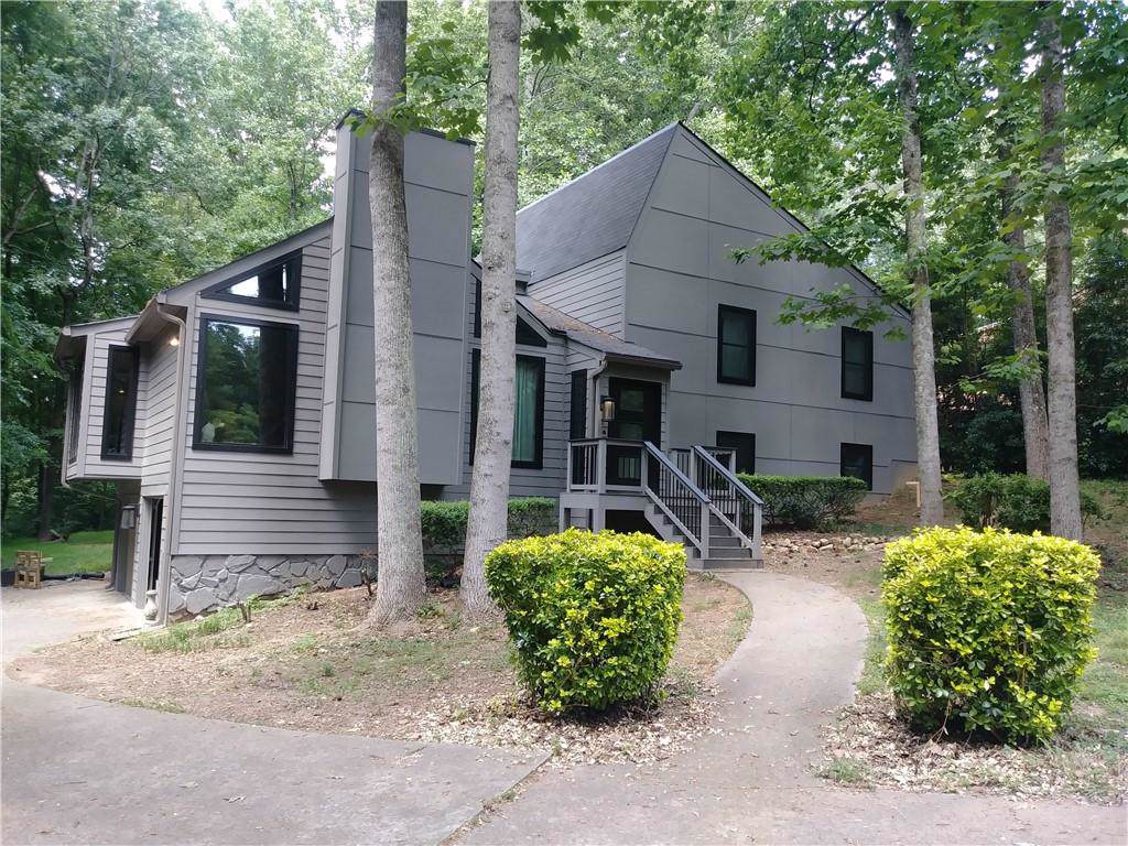 1545 Kincaid Road - Photo 1