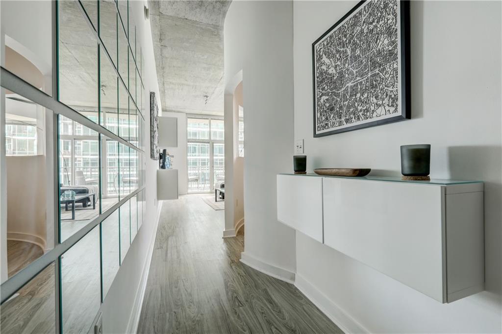 943 Peachtree Street - Photo 1