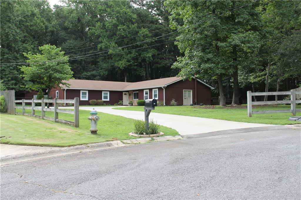 180 Sedalia Court - Photo 1