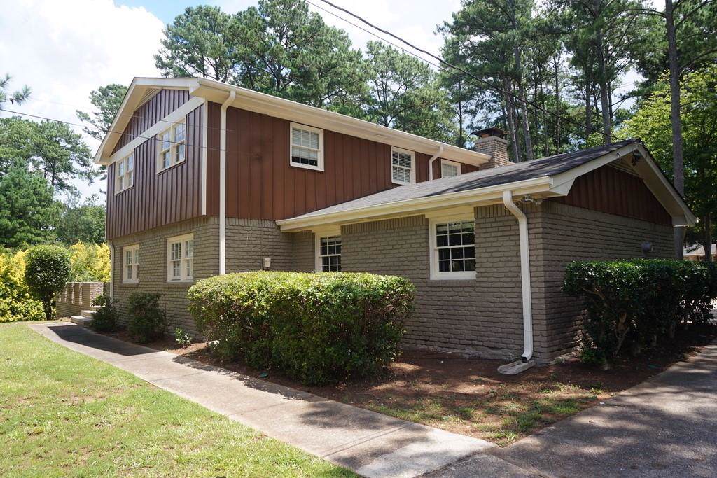 2858 Fieldstone Court - Photo 1