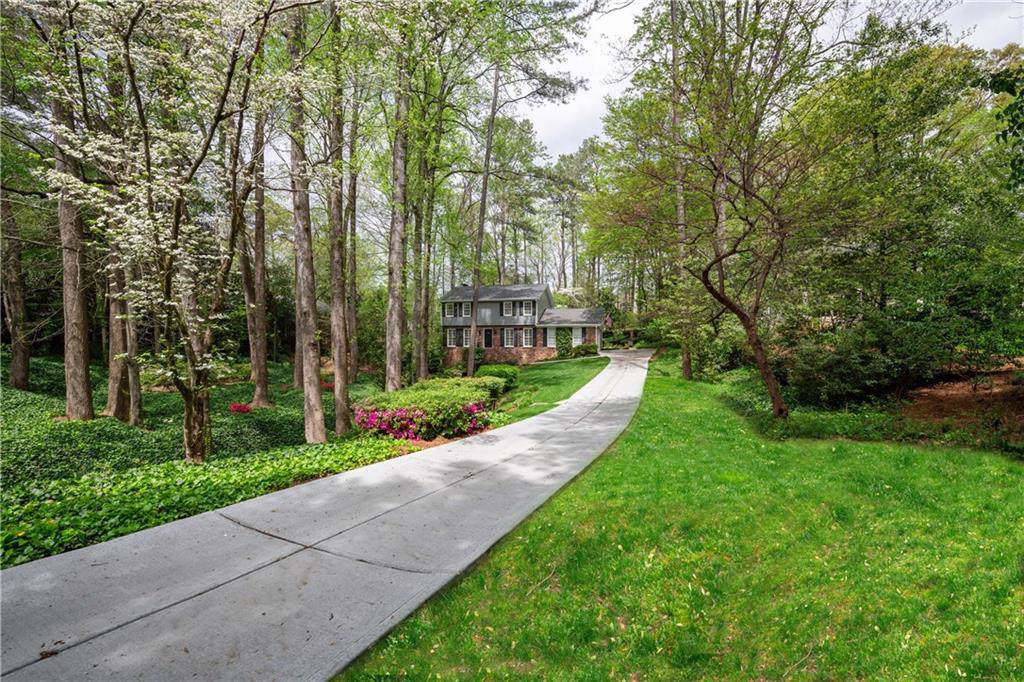 880 Landmark Drive - Photo 1