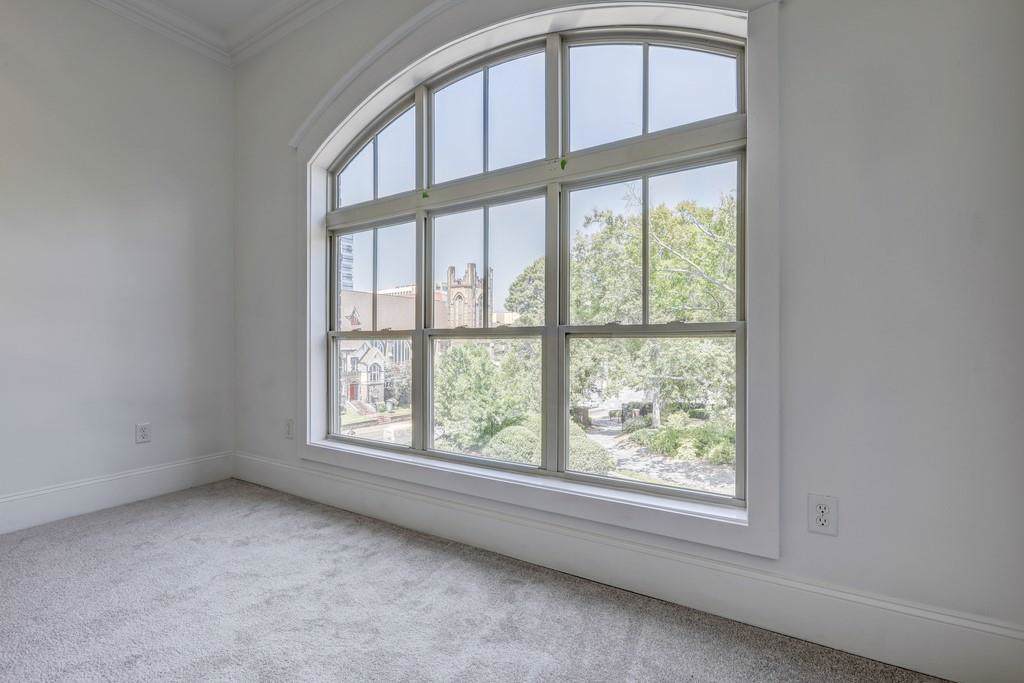625 Piedmont Avenue - Photo 1