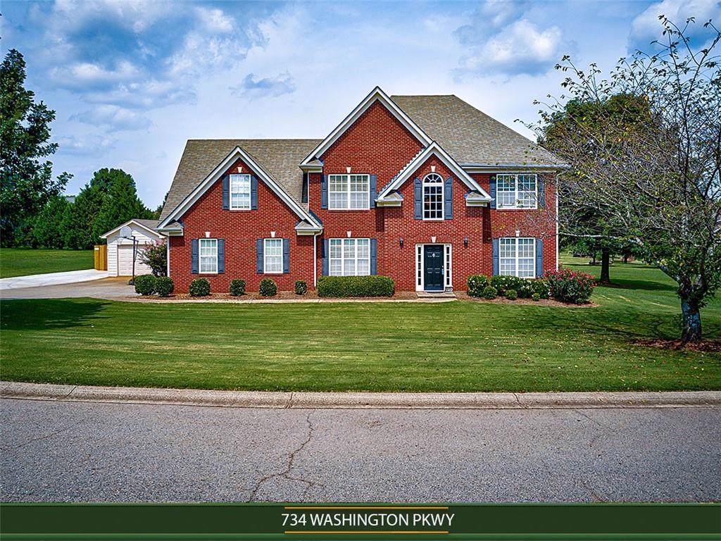 734 Washington Parkway - Photo 1