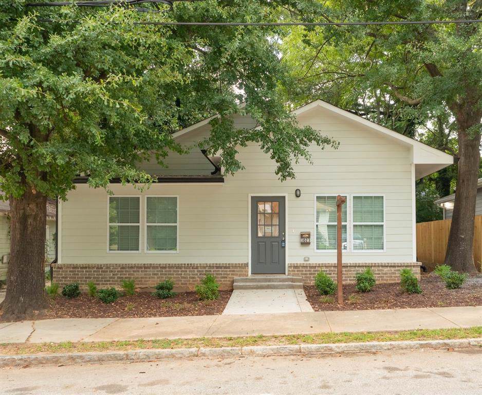 1023 Parsons Street - Photo 1