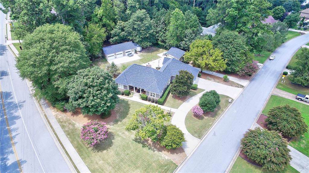 2065 Lakewood Trace - Photo 1