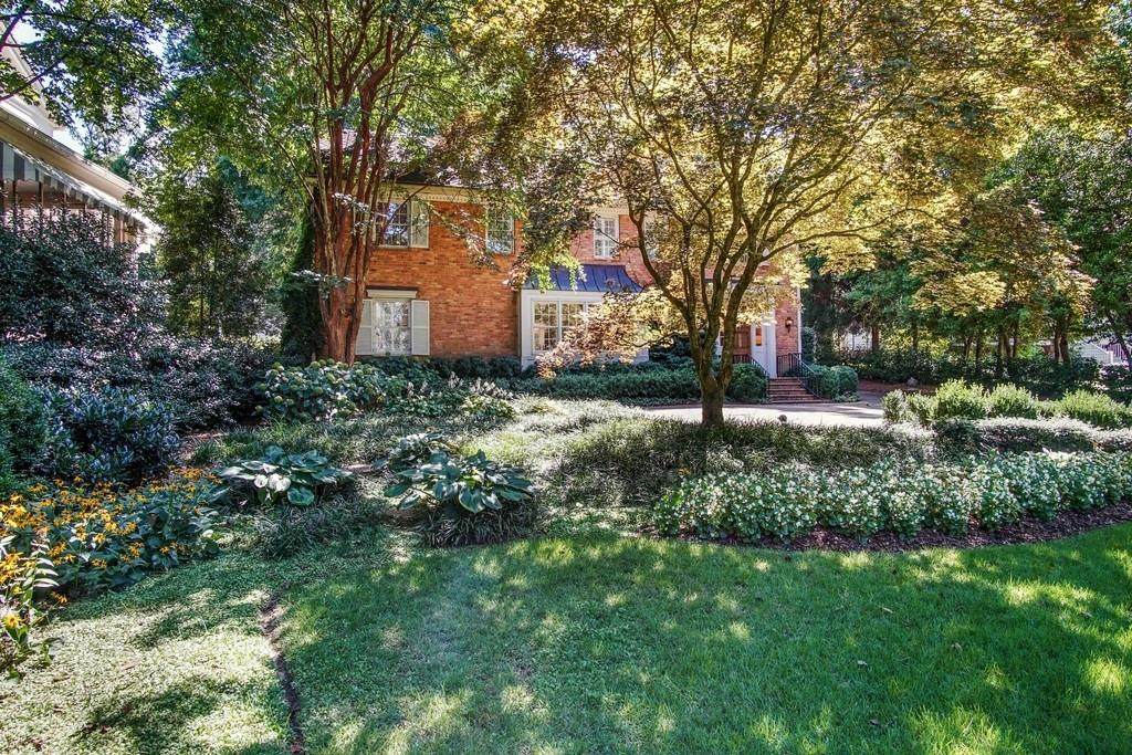 1195 Brookhaven Drive - Photo 1