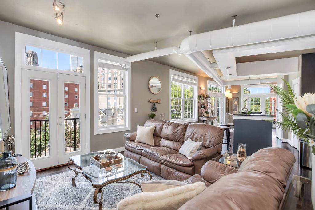1029 Piedmont Avenue - Photo 1