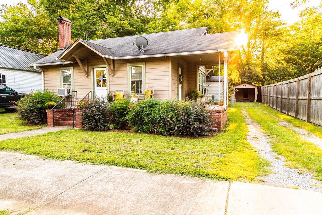 161 Marshall Street - Photo 1