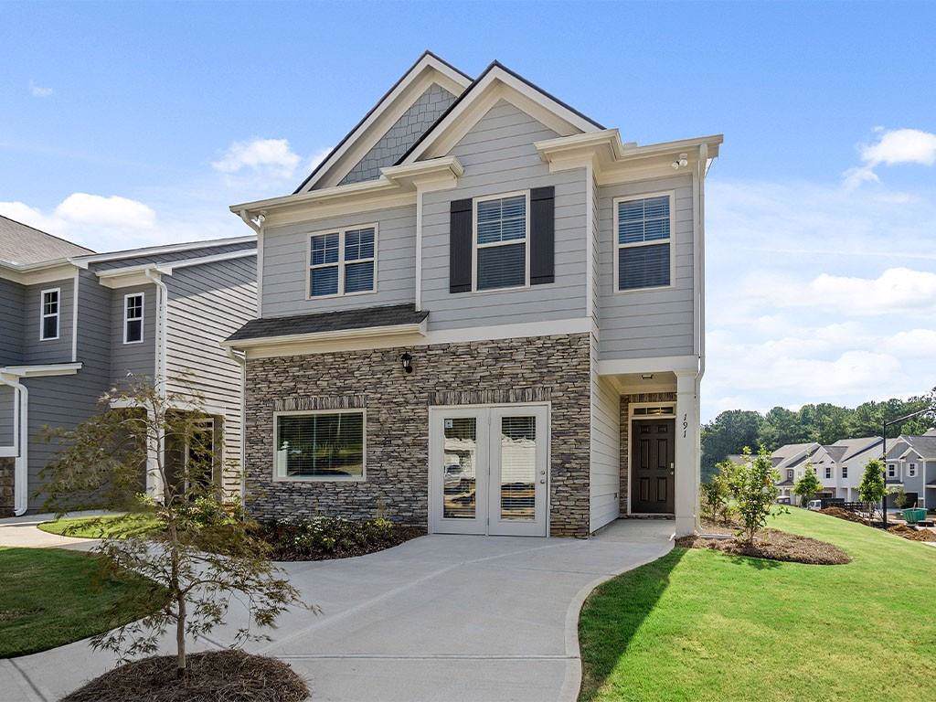 114 Woodhouse Circle - Photo 1
