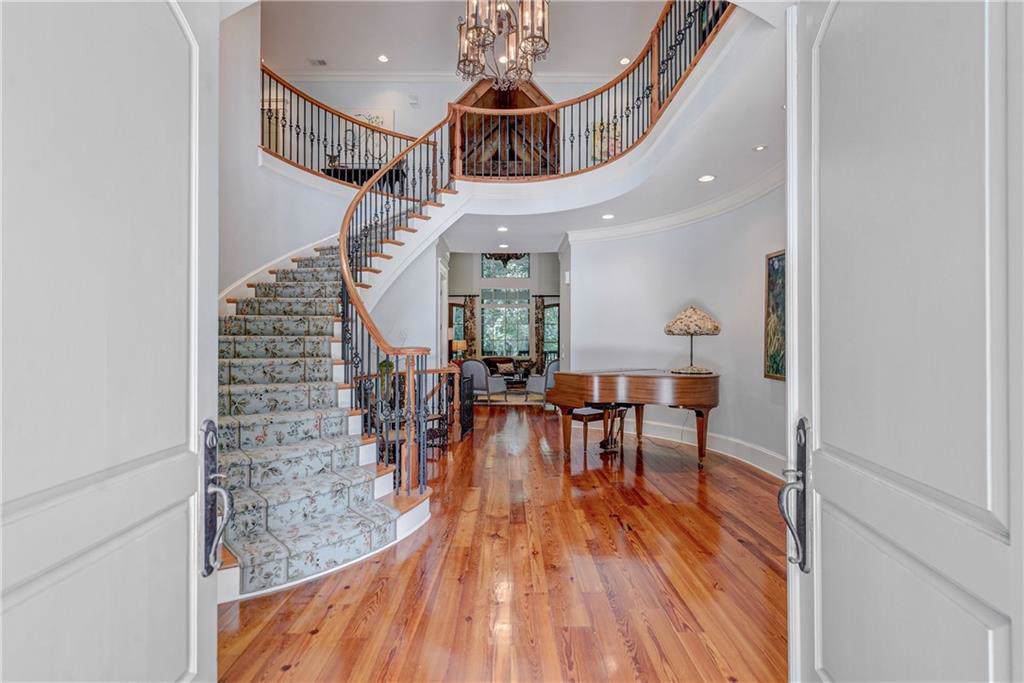 915 Wesley Road - Photo 1