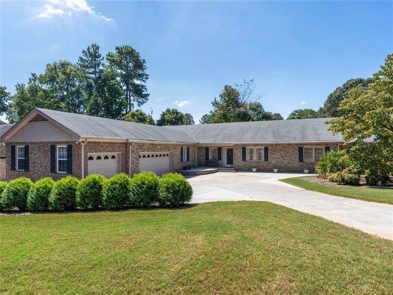 847 Foxfire Court - Photo 1